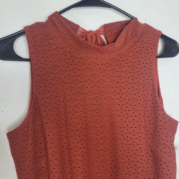 Signature by Robbie Bee Rust Perforated Sleeveless Tied Closure A-Line Dress - Picture 5 of 11